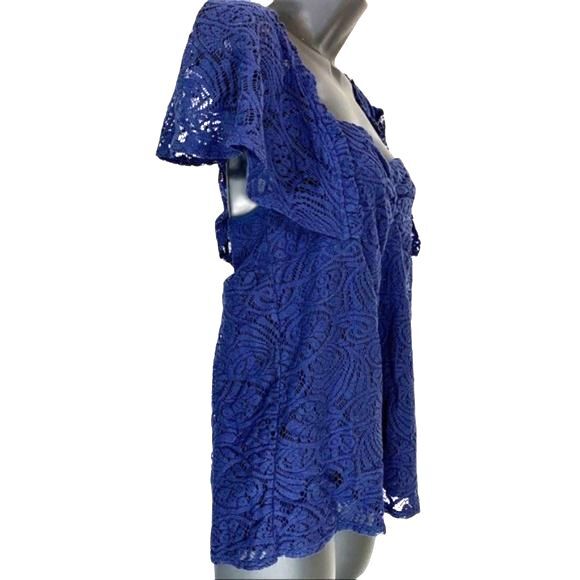 HINGE Flutter Sleeve Lace Top Navy Size Small NWOT - Picture 5 of 10